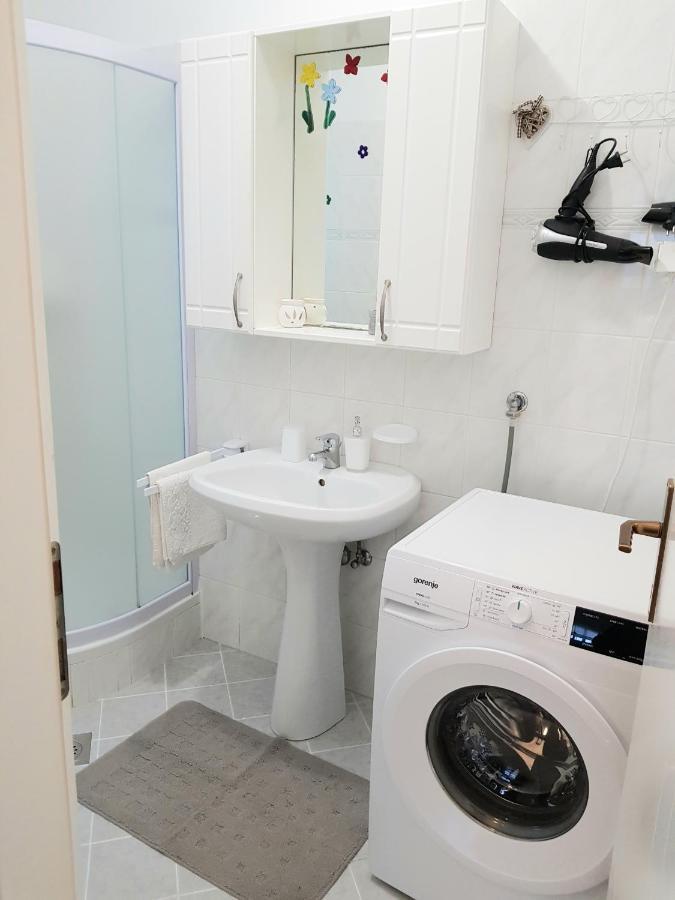 Apartment Karla Porec Luaran gambar
